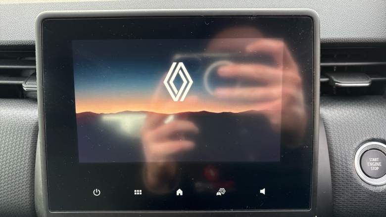 Renault Clio 1.0 TCe 90 Iconic 5dr Petrol Hatchback